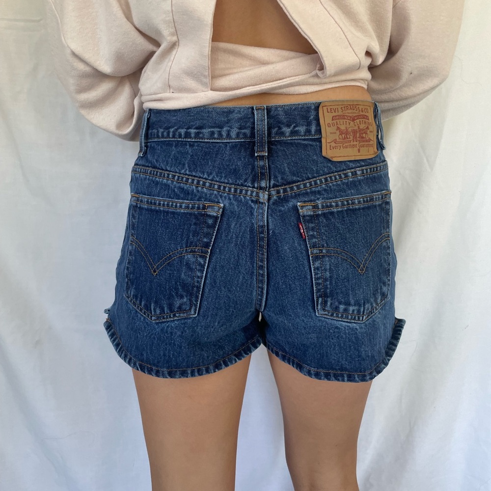 Levi’s Medium Washed Denim Shorts